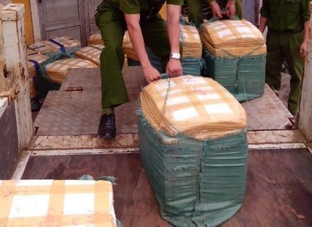 Bắt giữ 4 tấn nội tạng động vật