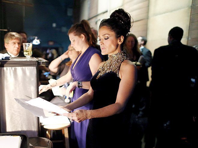 Hậu trường Oscar sôi sục và hài hước