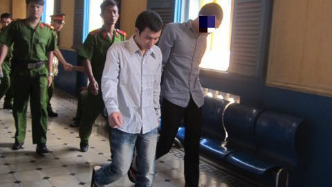 Giận vợ, đi ngủ nhờ rồi hiếp dâm con của bạn