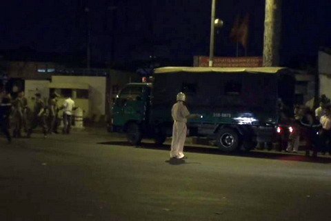 Đạo cụ của ông Phương tiếp tục nổ tại trụ sở công an