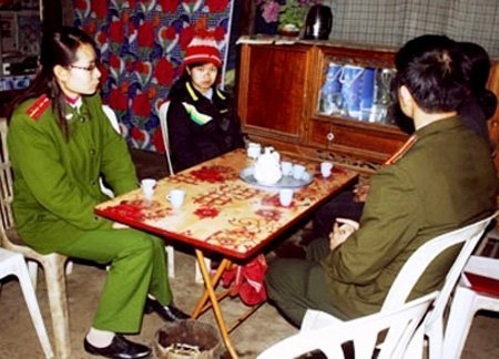 Gã buôn người “sập bẫy” nữ trinh sát xinh đẹp