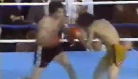 Những pha knockout kinh hoàng trên võ đài