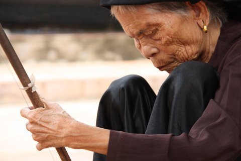 Nghệ nhân xẩm Hà Thị Cầu qua đời
