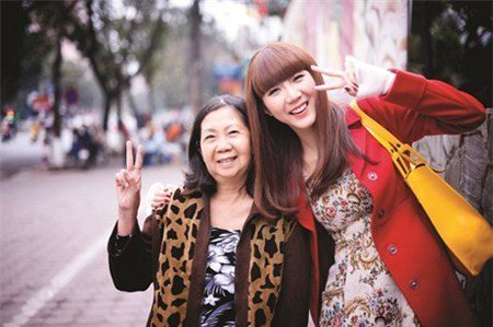 Ngọc Quyên mỗi tháng kiếm nửa tỉ