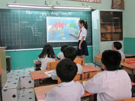 Biển đảo trong SGK Địa lý còn mờ nhạt?