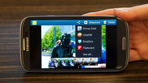 Galaxy S4 vẫn nói không với vỏ kim loại