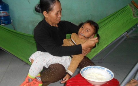 Bao giờ tôi mới được nghe tiếng gọi ‘bà nội ơi’?