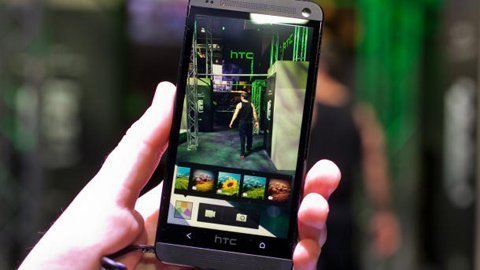Doanh thu HTC giảm kỷ lục trong tháng 2
