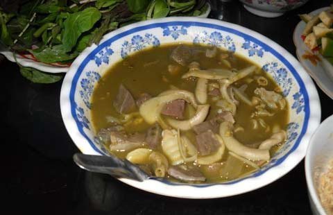 10 món ăn Việt vừa nhìn... đã khóc thét