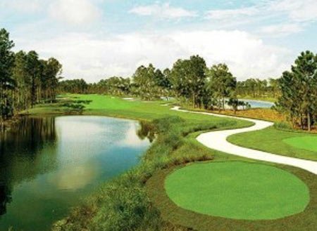 Quà  tặng 830 USD cho khách hàng nữ từ C.T Group