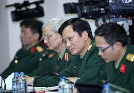 'Vì dân nên phải hiến định điều 4'