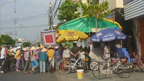 Vụ giết vợ con rồi tự sát: Chồng trầm cảm?