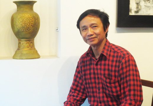 Vì mắt mờ nên trở thành... họa sỹ