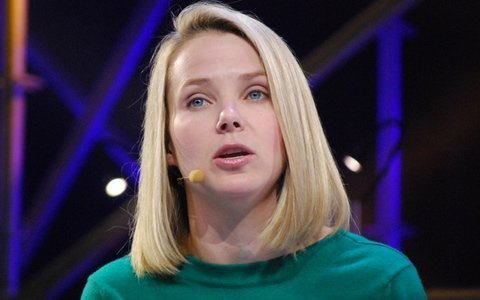 CEO Yahoo nhận khoản tiền thưởng 'khủng'