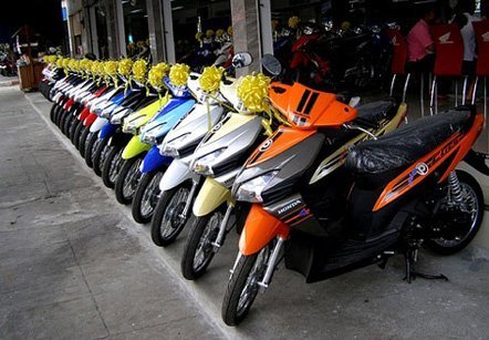 Thua lỗ, ông chủ xe máy bán đại lý trốn nợ