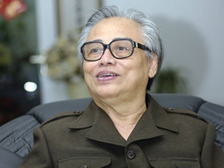 'Vì danh dự nền giáo dục, SGK phải viết lại'