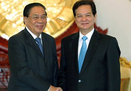 Thủ tướng hội kiến song phương Lào-Campuchia