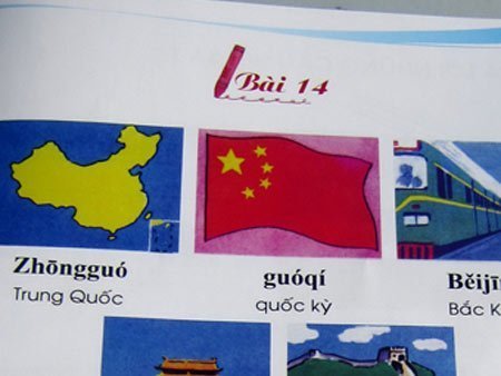 Thu hồi sách dạy tiếng Hoa có đường lưỡi bò