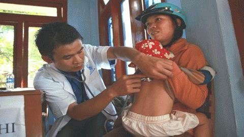 Nhà giàu cũng khóc vì con thiếu hụt vitamin D