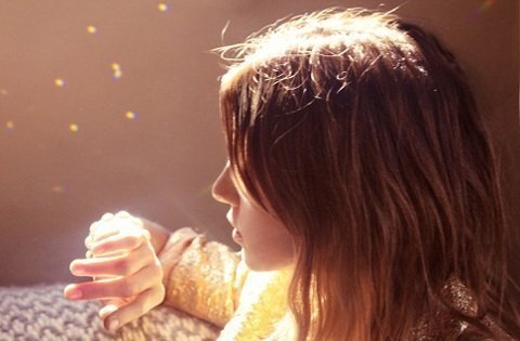 Nỗi buồn - Hư cấu và cái Đẹp