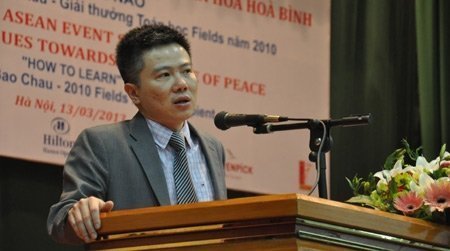 Độc giả phản hồi giờ giảng của GS Ngô Bảo Châu