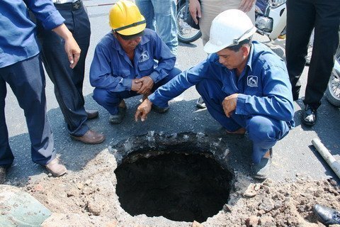 “Hố tử thần” tái xuất giữa trung tâm Sài Gòn