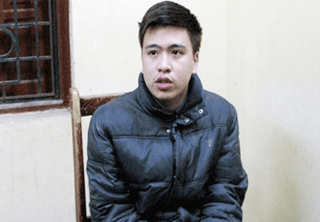 Nữ sinh bán thân 'mắc bẫy' clip sex