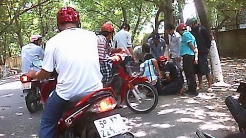 Sòng bạc bịp lừa công nhân
