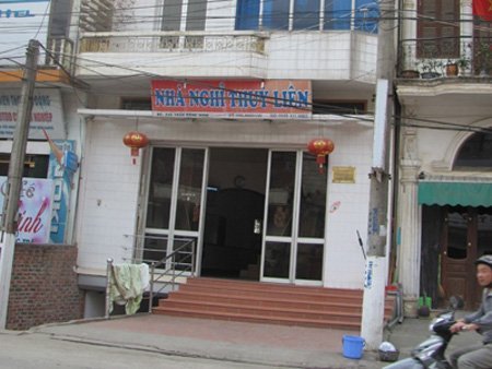 Tình tiết vụ ba công an trấn lột tiền gái mại dâm