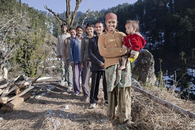 Chuyện của người cưới 5 anh em làm chồng