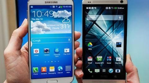 HTC One có đáng mua hơn Galaxy S4?