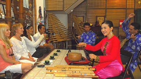 Những nghệ sĩ sống nhờ nhà hàng