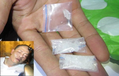 Đôi nam nữ đi SH bỏ chạy khi gặp 141