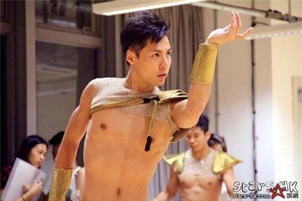 Lộ bảng giá bán dâm của hàng loạt sao đình đám Hồng Kông