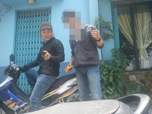 Mua hàng “độc” quá dễ!
