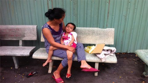 Toa thuốc bác sĩ kê mà chẳng có tiền mua