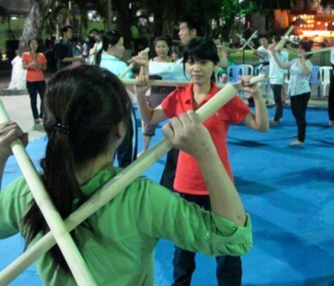 Nữ công nhân đổ xô đi học võ để tự vệ