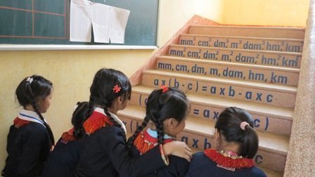 Sáng tạo rớt nước mắt của thầy cô vùng cao