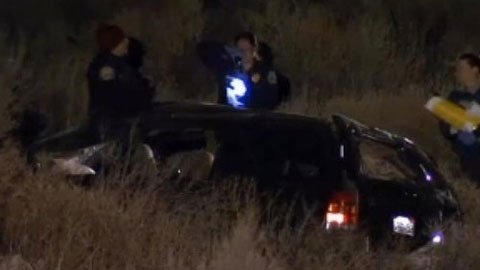 Cha gặp nạn, bé gái đi bộ xuyên đêm tìm người cứu