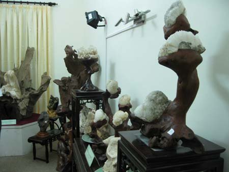 Đại gia ẩn danh chủ kho đá triệu đô cũng không bán