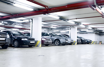 Hà Nội: Nghịch lý một chỗ đỗ xe 10m2 giá gần...1 tỷ đồng