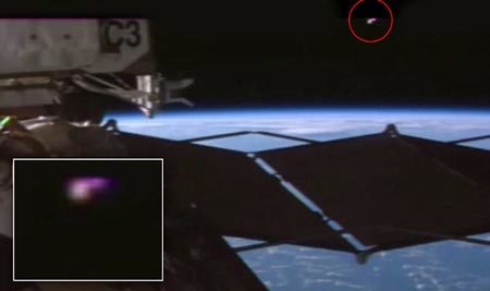 Người ngoài hành tinh đang theo dõi trạm ISS?