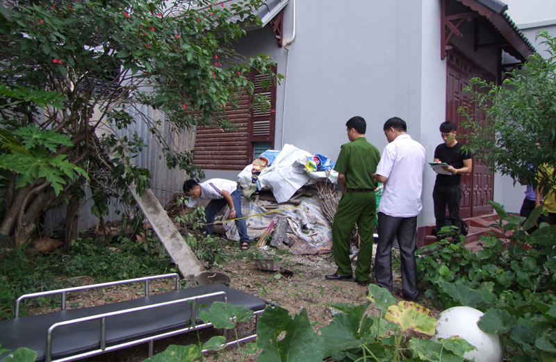 3 công nhân rơi từ tầng 12 xuống đất tử vong