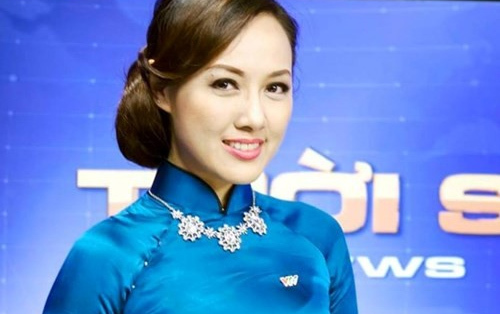 BTV Hoài Anh rút khỏi đề cử MC Ấn tượng của VTV Awards