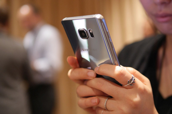 3 điểm Galaxy Note 5 bị fan Android chê