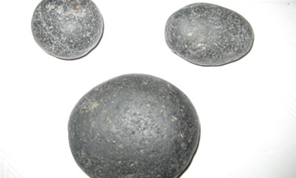 Đại gia bỏ trăm tỷ mua thiên thạch, ôm hận với cục sỏi