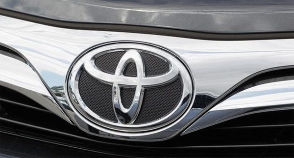 Toyota dừng 2 nhà máy sau vụ nổ Thiên Tân