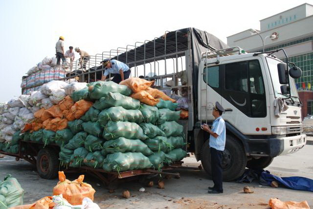 Bộ ngành kiểm tra tràn lan, DN kêu trời tốn bạc tỷ