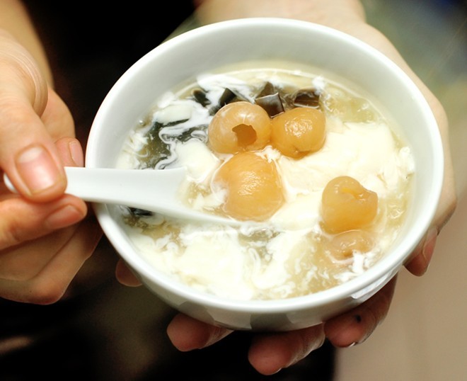 4 quán quà vặt đông khách nhờ giá dưới 10.000 đồng