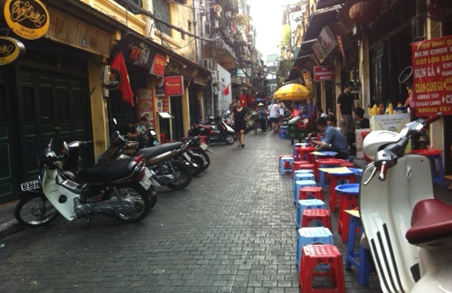 Bí thư Hoàn Kiếm: Lát đá phố cổ chưa khả thi